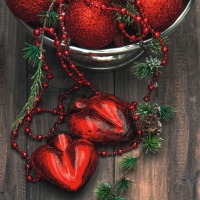 Servietten 33x33 cm - Red Hearts & Baubles